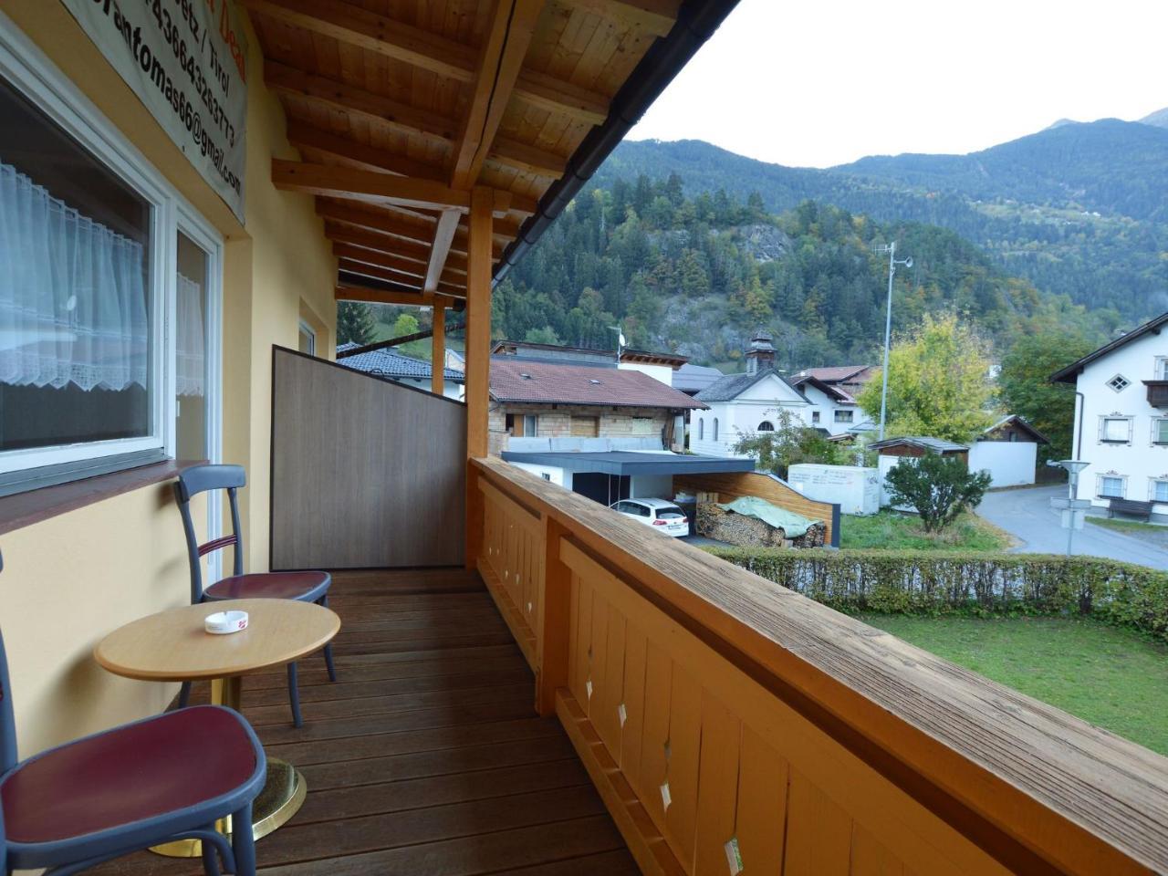 Cozy Apartment In Oetz Close To Ski Area Esterno foto
