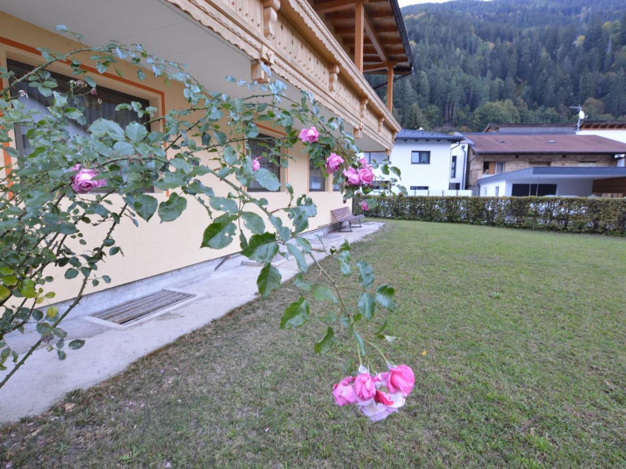 Cozy Apartment In Oetz Close To Ski Area Esterno foto