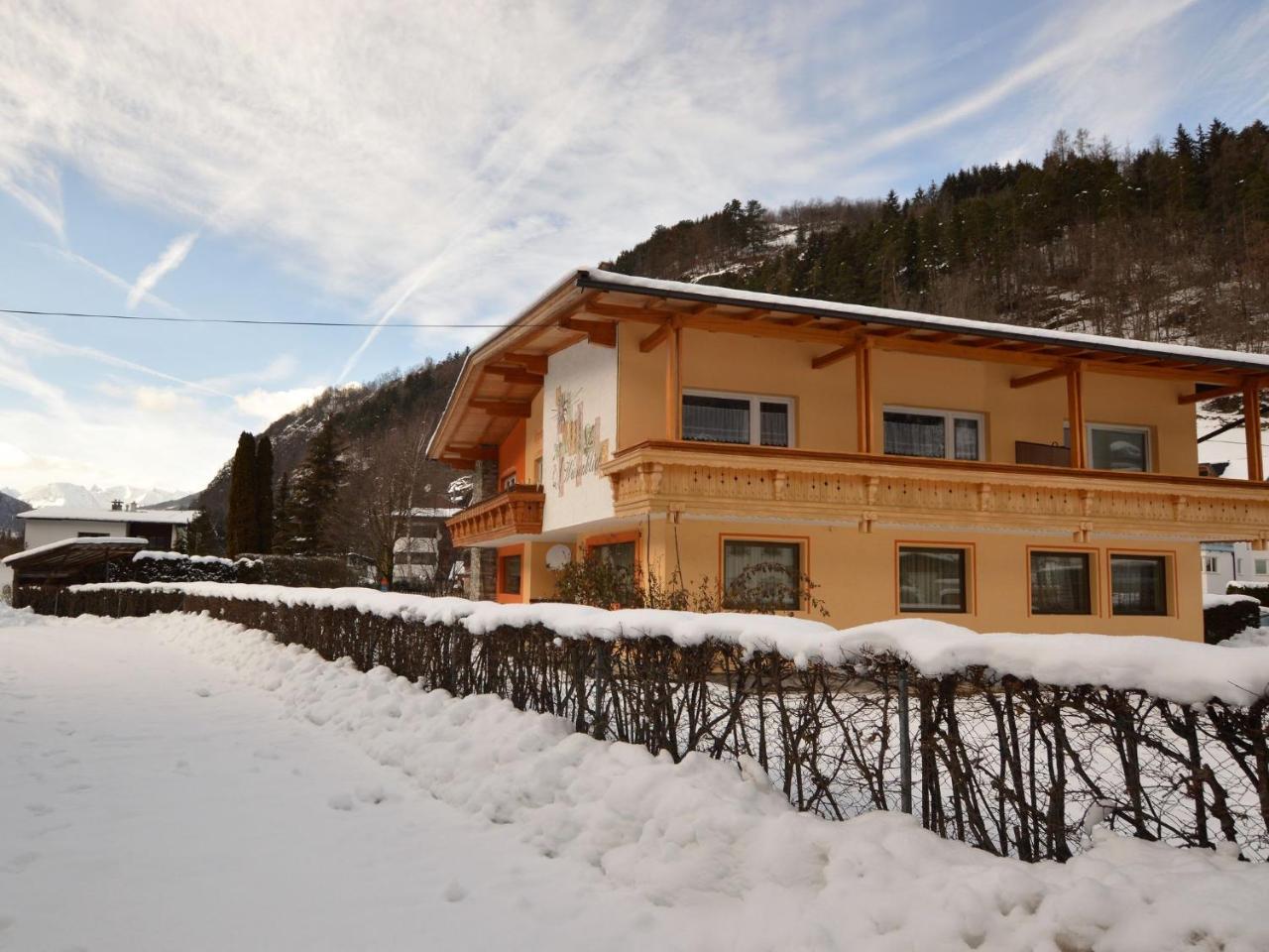 Cozy Apartment In Oetz Close To Ski Area Esterno foto